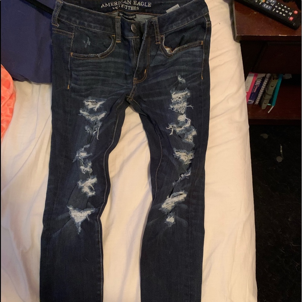 Ripped skinny jeans